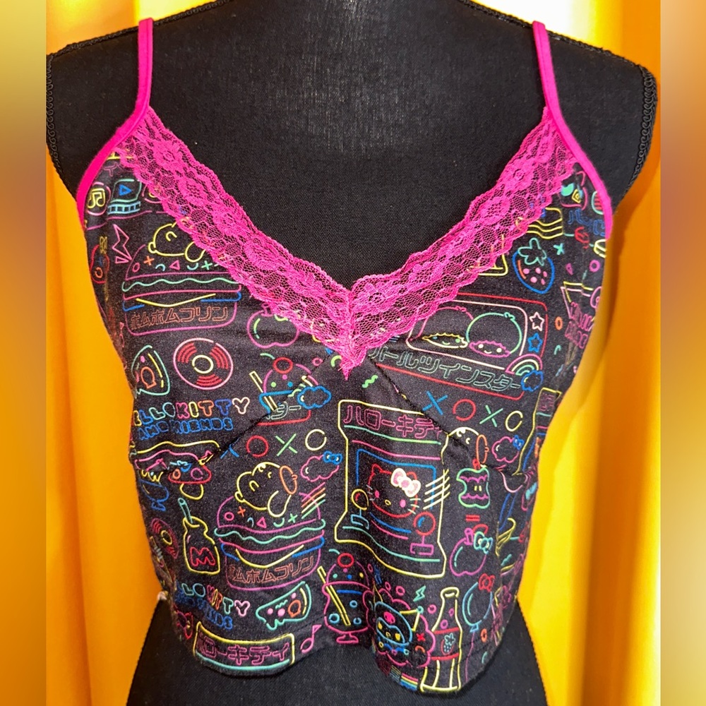 SOLD🚫 SHEIN X Hello Kitty and Friends Plus Graphic Lace Trim Cami